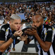 Chay entende saída de Rafael Navarro do Botafogo: 'Qualquer um no lugar dele faria o mesmo. Torcedor foi um pouco injusto'