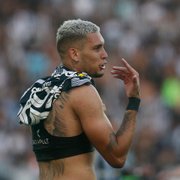 Rafael Navarro e Palmeiras trocam documentos, e atacante do Botafogo deve viajar segunda-feira para exames