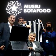 Com presença de ídolos, Botafogo lança projeto do novo museu em General Severiano