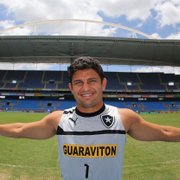 Vice do Botafogo fala sobre Elkeson: ‘Jogador desse tamanho só vem se aceitar condições que Rafael aceitou’