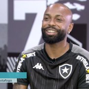 Após viver 'ano mágico' no Botafogo, Chay sonha em ficar marcado na história do clube
