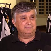 Loco Abreu pode fazer despedida oficial pelo Botafogo no Carioca-2022, revela Durcesio: ‘Seria fantástico’