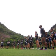 Técnico do Botafogo valoriza pré-temporada no Rio, elogia CT Lonier, mas lamenta casos de Covid-19: ‘Atrapalhou bastante’