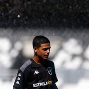 Chay é desfalque, e Raí é relacionado para estreia do Botafogo no Carioca; Diego Loureiro fica fora
