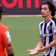 Matheus Nascimento evolui no Botafogo. Mas tem que tirar o peso