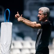 Escalação do Botafogo: Luís Castro deve colocar todos os reforços como titulares diante do Corinthians