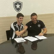 Lucas Piazon assina com o Botafogo e foto vaza na internet