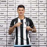 Cuesta espera seguir passos de Carli no Botafogo e revela estar perto de se naturalizar brasileiro para abrir mais uma vaga de estrangeiro
