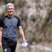 Em primeira semana, Luís Castro reduz grupo, impõe ‘cartilha’ e faz ‘intensivão’ tático com jogadores do Botafogo
