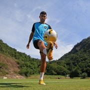Botafogo regulariza situações dos estrangeiros Joffre e Darius Lewis, reforços do time B