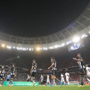 Comentarista: &#8216;Luís Castro está mostrando características que quer dar ao Botafogo. Fez jogo muito bom e tranquilo&#8217;