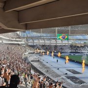 Jornalista elogia festa da torcida do Botafogo em derrota para o Corinthians, com aplausos no fim: ‘Entenderam o processo’