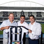 Diretor da SAF do Botafogo surpreende ao apontar um clube 'fantástico' para investimento no Brasil