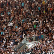 Botafogo é o quinto clube com mais público nos jogos como visitante na primeira metade do Brasileiro