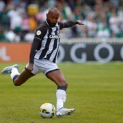 Chay faz exames e se aproxima de anúncio no Ceará; Botafogo ainda pagará 30% do salário