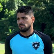 Daniel Borges vive 'aprendizado' em nova posição e mira ajudar: 'Estamos em um processo de construção bom e importante para o Botafogo'