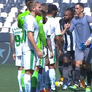 Comentarista lembra que Botafogo ainda está 'em transição' e vê necessidade de contratação de goleiro na próxima janela: 'Para brigar por posição com Gatito'