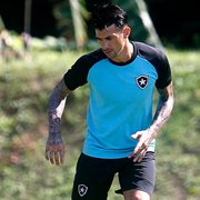 Luís Castro arruma defesa do Botafogo de maneira surpreendente