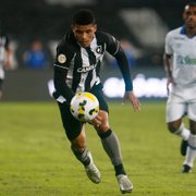 Comentarista aponta erro em alterações de Luís Castro no Botafogo: 'Tirou o melhor jogador da zona mais perigosa. O time enfraqueceu'