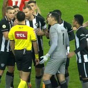John Textor desabafa após erro da arbitragem contra o Botafogo: ‘Vergonhoso! Temos que limpar o futebol brasileiro’