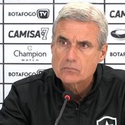 Luís Castro critica falta de competitividade em derrota do Botafogo: ‘Time terá que mudar muito de atitude para reverter esse resultado’
