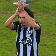 Lédio Carmona vê erro em substituição no Botafogo: &#8216;Tirou o Matheus Nascimento e deixou o Chay&#8217;