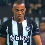 Lesão não é tão grave, mas Marçal deve desfalcar Botafogo contra o Ceará