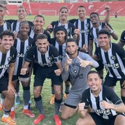 Com golaço de Daniel Cruz, Botafogo vence Náutico no Aflitos e segue líder isolado no Brasileiro de Aspirantes