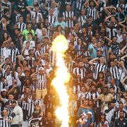 Com promoção e descontos, Botafogo abre venda para sócios para clássico com Flamengo no Nilton Santos