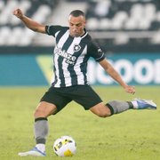 Marçal valoriza atuação do Botafogo: 'Ponto importante. Queríamos ganhar, mas estamos no bom caminho'