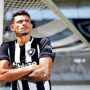 Botafogo: Mazzuco revela lesão muscular de Tiquinho Soares e previsão de estrear em três semanas