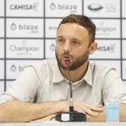 Mazzuco elogia Lucio Flavio e destaca integração no Botafogo B: ‘Chance de aproveitar ainda mais jogadores’
