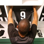 Reserva de Tiquinho Soares? Botafogo quer ‘jovem promissor’ para camisa 9