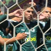 Pedro Raul, do Goiás, leva cartão por comemorar gol e fica suspenso para jogo com Botafogo  