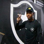 Sem celular nas refeições e todo mundo entrando e saindo junto: Tchê Tchê revela ‘cartilha’ de Luís Castro no Botafogo
