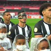 Comentarista diz que Botafogo sentiu falta de Jeffinho e vê objetivo alcançado: ‘Sempre achei que, esse ano, seria um time de meio de tabela’