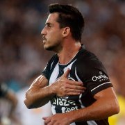 Gabriel Pires explica escolha pelo Botafogo: 'Precisava de um desafio que me motivasse'