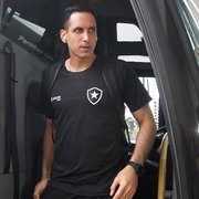 São Paulo estuda naturalizar Arboleda para tentar contratar Gatito, do Botafogo