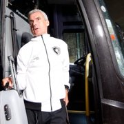 Luís Castro errou, mas derrota do Botafogo para o Cuiabá fica na conta dos jogadores