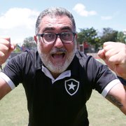 Técnico campeão feminino celebra título sobre o Flamengo dentro da Gávea: ‘É o Botafogo Way, chegamos para ficar!’