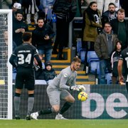 Nota 10 contra o Crystal Palace, Lucas Perri faz valer a ‘Lei do Ex’ e vibra com empate do Botafogo: ‘Grande atuação da equipe’