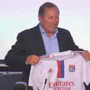 Novo dono do Lyon, John Textor cita laços do clube com Pelé Academia, parceira do Botafogo, e espera implantar ‘rapidamente rede de colaboração’