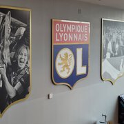 Lyon dá prazo até esta quarta-feira para John Textor concluir compra do clube