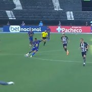 Juninho exime de culpa Igo Gabriel, do Botafogo, em golaço de cobertura do Audax: 'Não dá para culpar o goleiro'