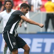 Lucas Piazon recebe elogios de Luís Castro após goleada do Botafogo em Brasília: ‘Tem tido bom rendimento e trabalhado muito forte’