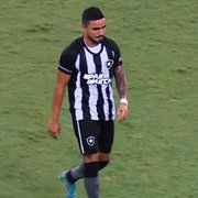 Rafael e Adryelson serão julgados na próxima quarta pelo TJD-RJ por expulsões em Vasco x Botafogo; lateral pode pegar até 12 jogos
