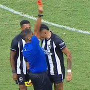 ‘Cabeçada’ de Tiquinho Soares, do Botafogo: código estabelece pena mínima de 180 dias para agressão contra árbitros