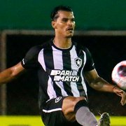 Com contratura muscular na coxa, Danilo Barbosa é dúvida no Botafogo para o jogo de volta da semifinal da Taça Rio
