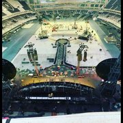 Novas fotos mostram parte final da montagem do palco dos shows do Coldplay no Nilton Santos, estádio do Botafogo