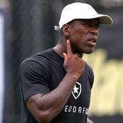 Seedorf 'quase saiu no tapa' com dirigente no Botafogo, revela ex-vice